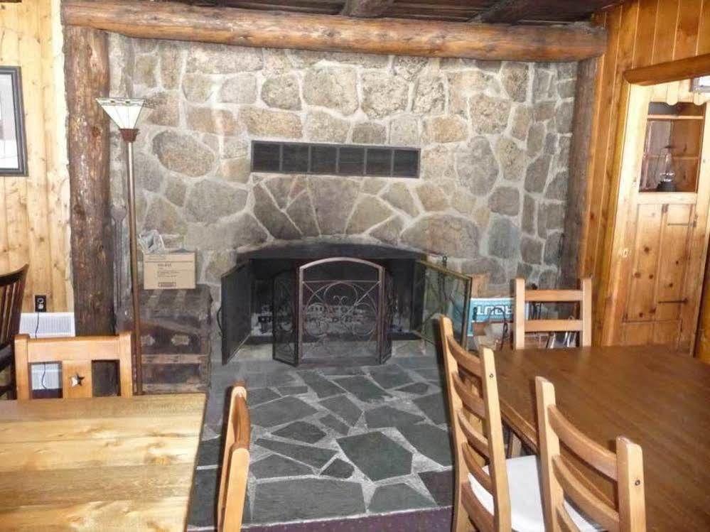 The Twin Lakes Inn Esterno foto